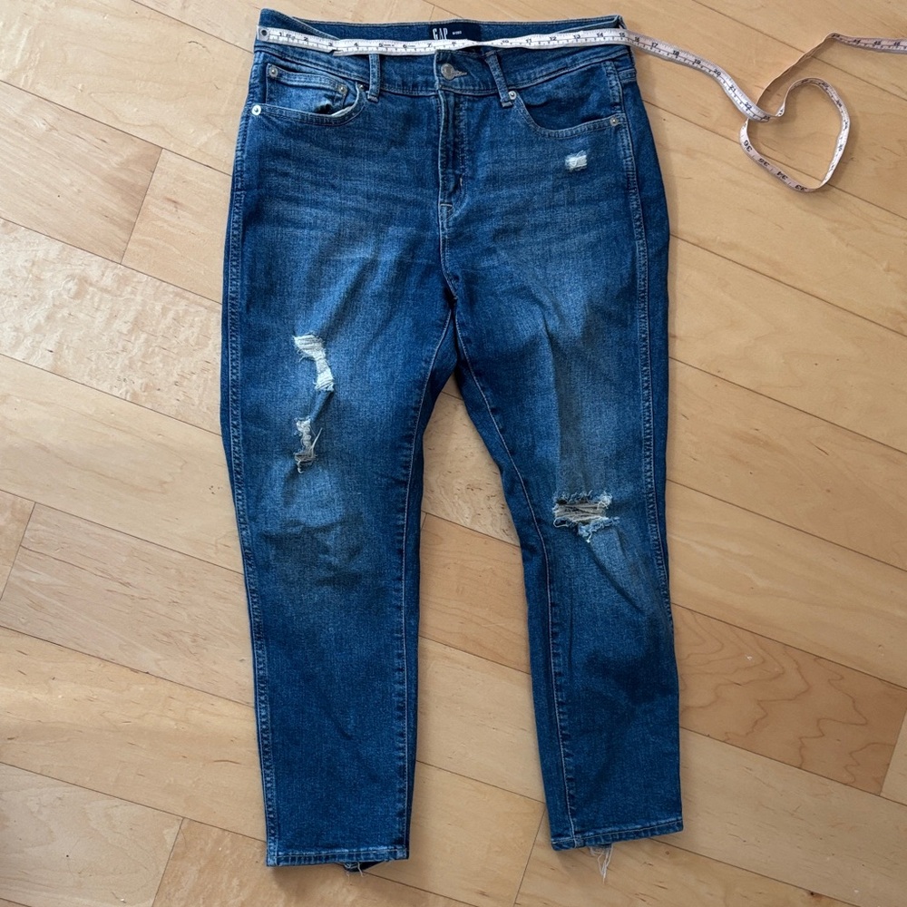 GAP Distressed Vintage Slim 29s Jeans in Deep Blue - Picture 7 of 11